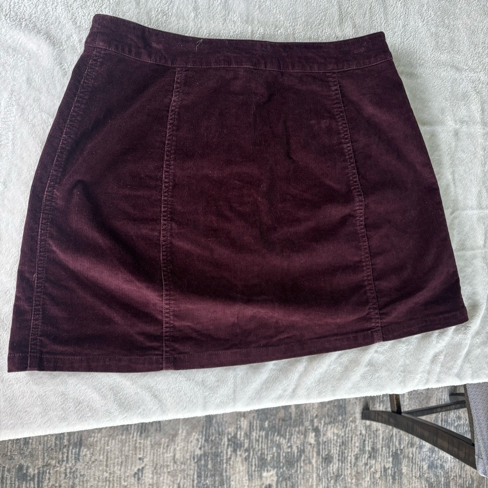 Jay Jays Corduroy Button Skirt | Plum Burgundy 14 - Picture 4 of 5